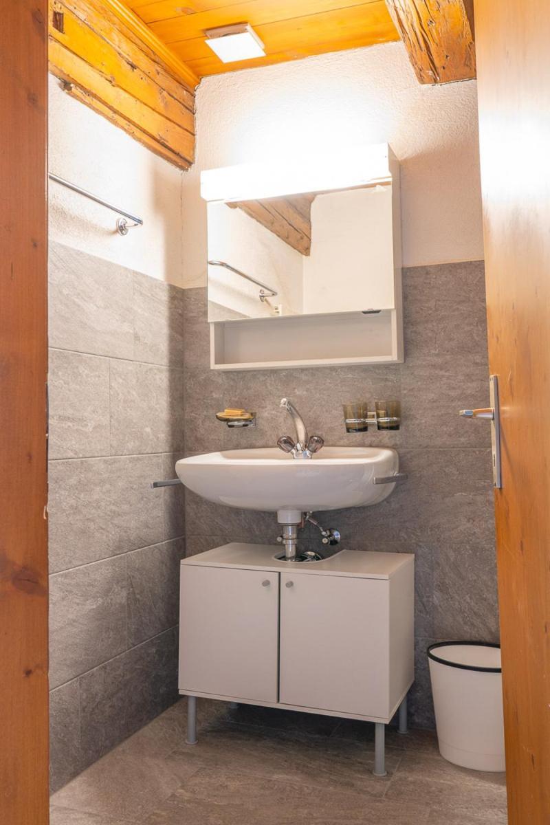 Chrona Bed & Breakfast Jenaz 객실 사진