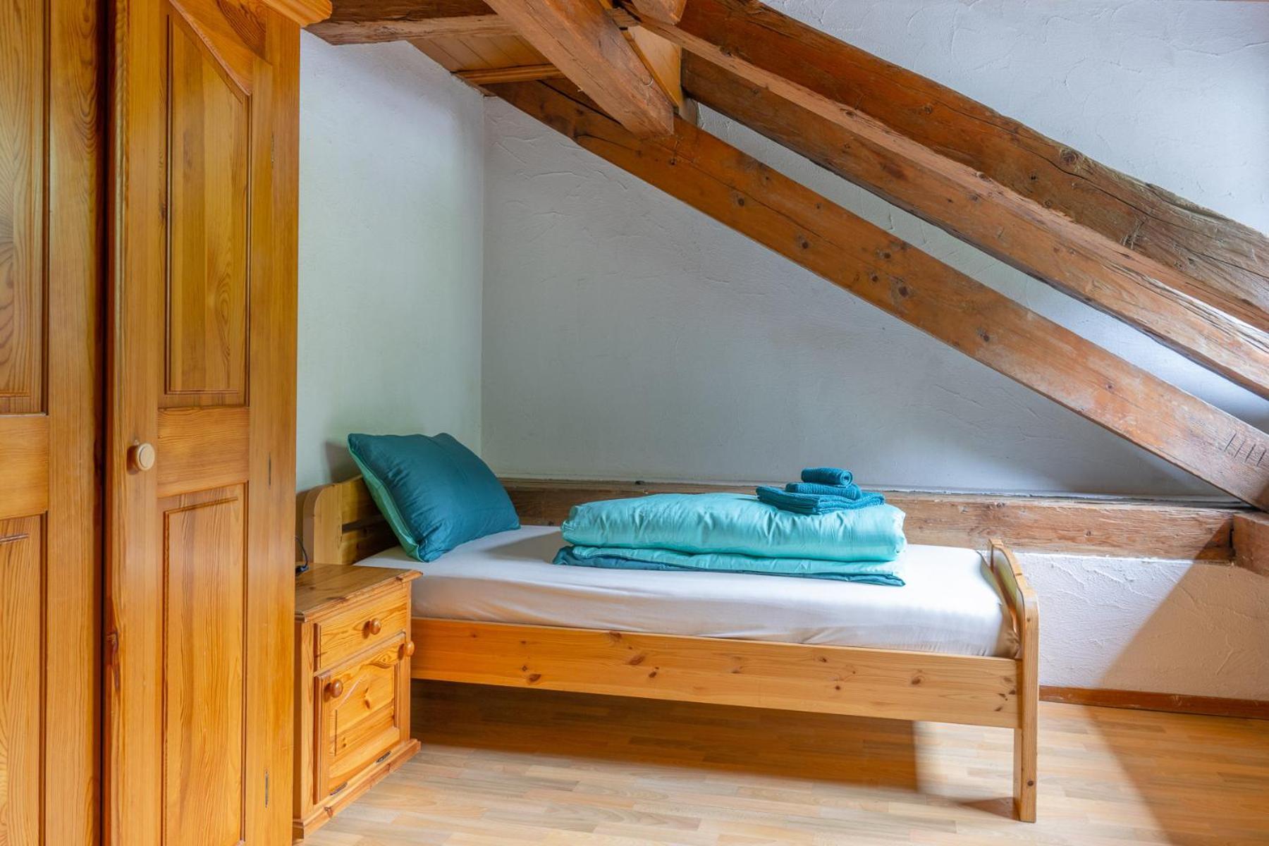 Chrona Bed & Breakfast Jenaz 객실 사진